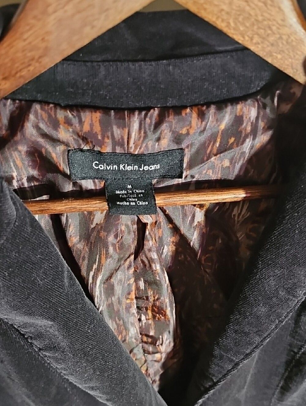 Calvin Klein Black Velvet Blazer with Printed Lining - Picture 2 of 5